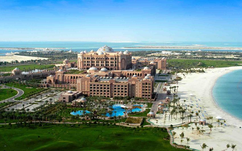 51Emirates Palace Hotel Abu Dhabi.jpg