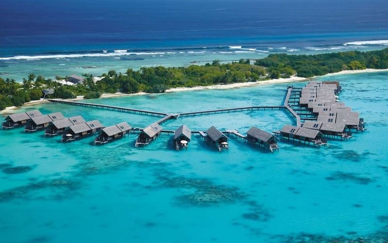 2-14 Shangri-Las Villingili Resort & Spa Maldives.jpg