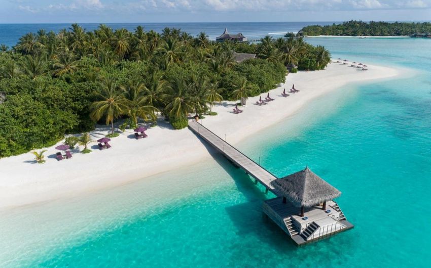 2-8 Naladhu Private Island Maldives.jpg
