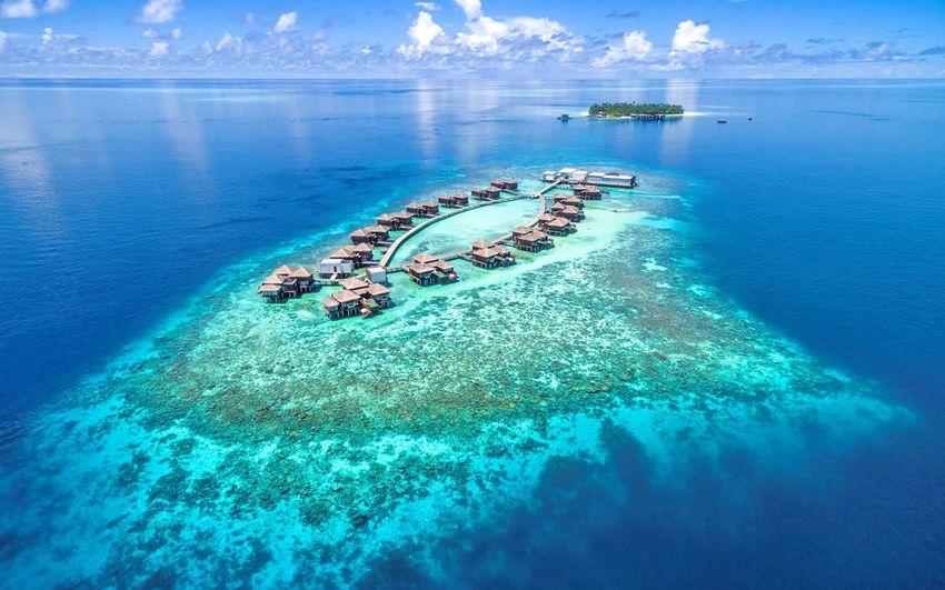 86 Raffles Maldives Meradhoo.jpg