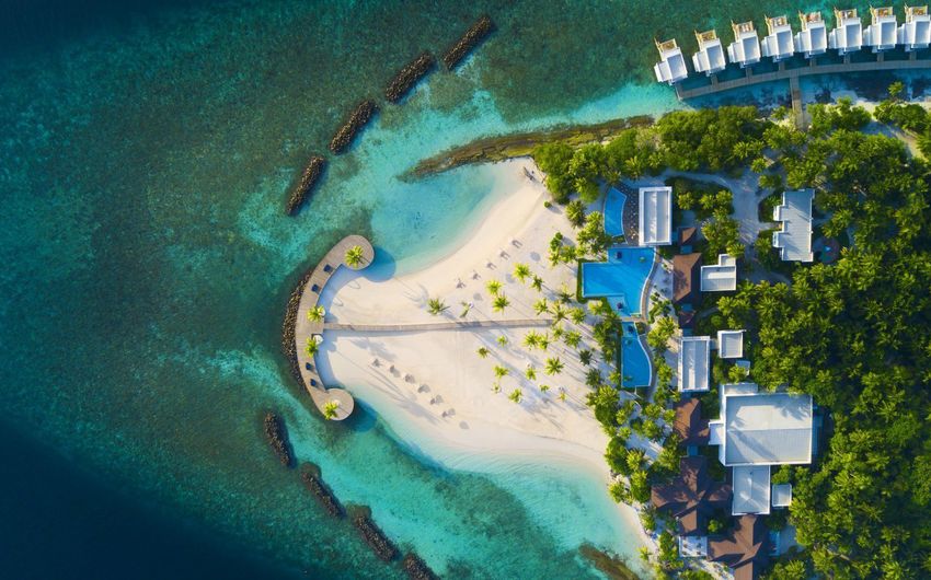 6-6 Velassaru Maldives Resort.jpg