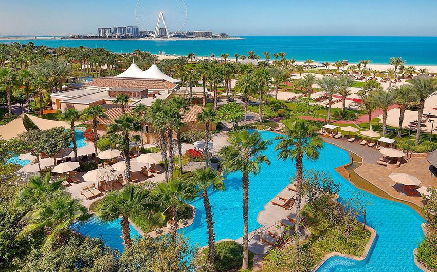 8 The Ritz-Carlton Dubai.jpg