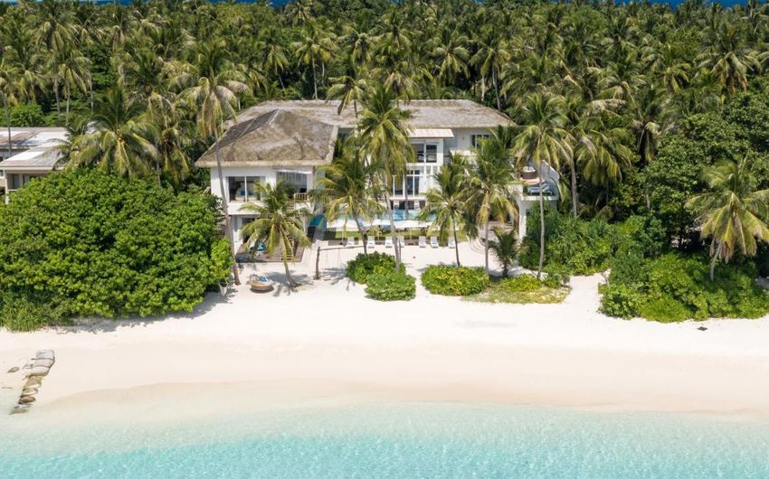 4-3 Amilla Maldives Resort & Residences Luxe.jpg