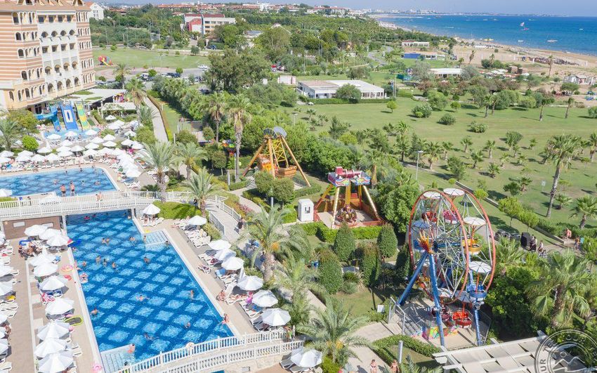 73 Royal Alhambra Palace.jpg