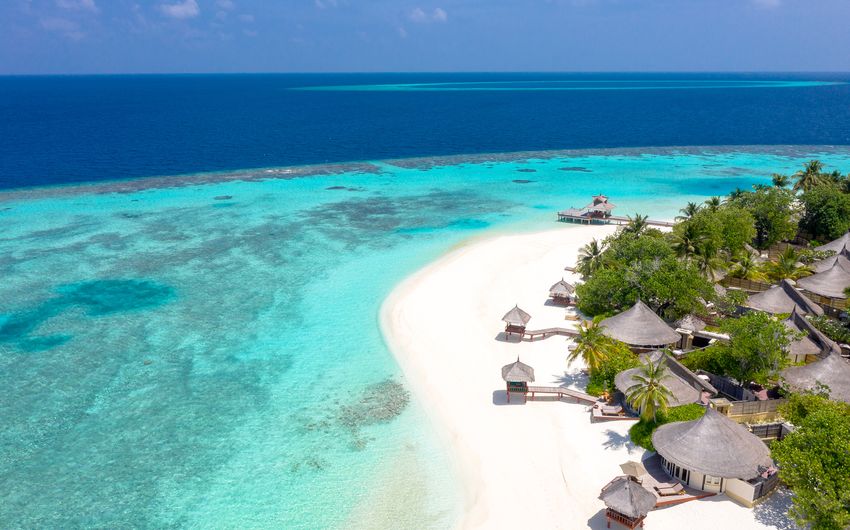 6-2 Banyan Tree Vabbinfaru.jpg