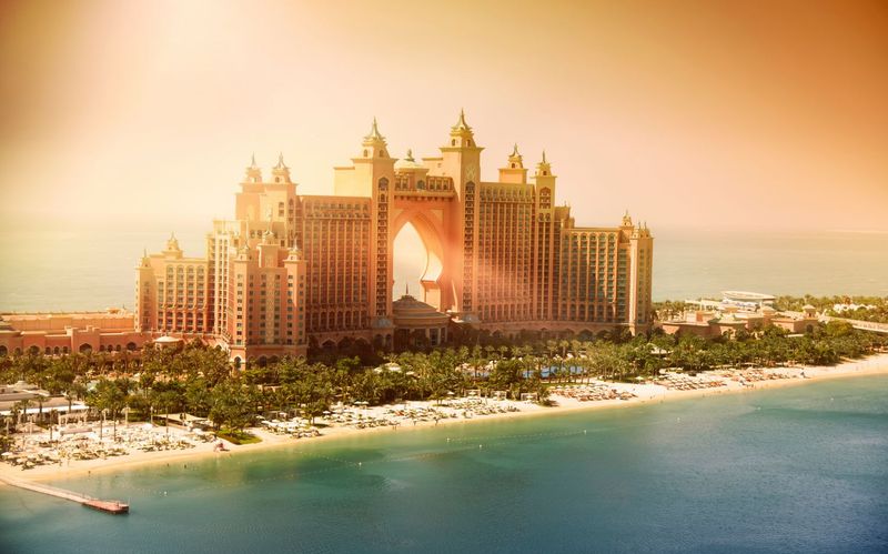 7-11 Atlantis The Palm Hotel.jpg