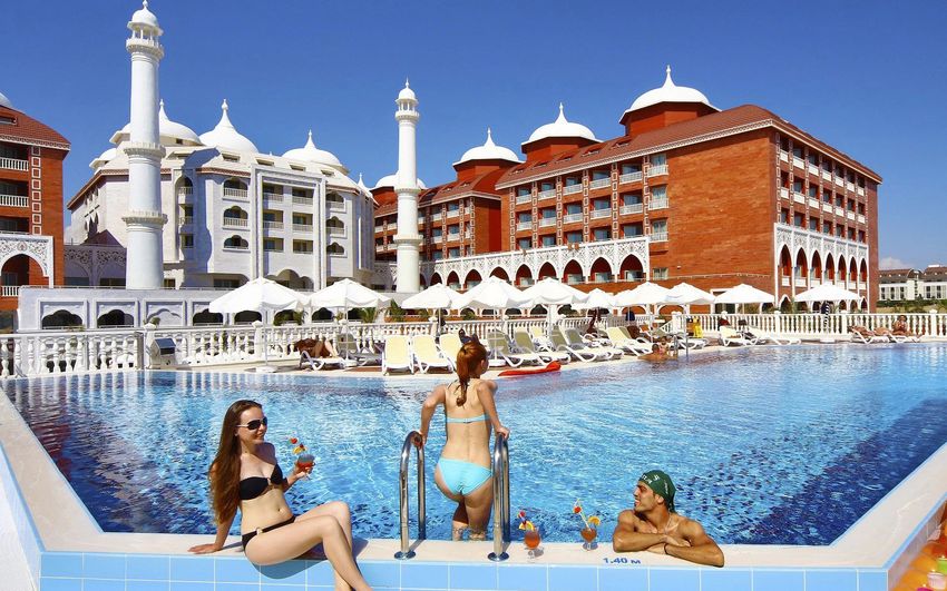 57 Royal Taj Mahal Hotel.jpg