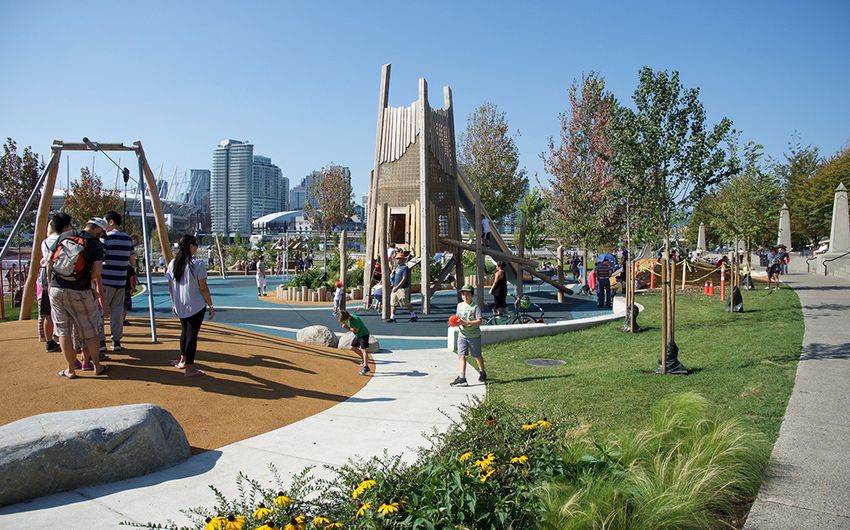 3-15 Криксайд Парк вдоль береговой линии в Бур Дубае.jpg 3-15 Криксайд Парк вдоль береговой линии в Бур Дубае.jpg