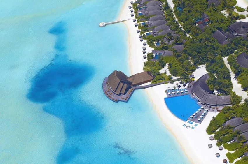 3 Anantara Dhigu Maldives.jpg