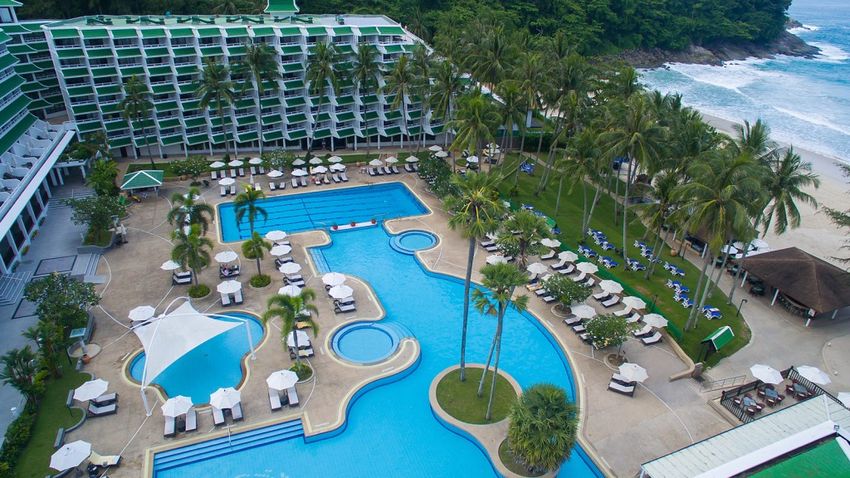 Le Meridien Phuket Beach Resort-4.jpg