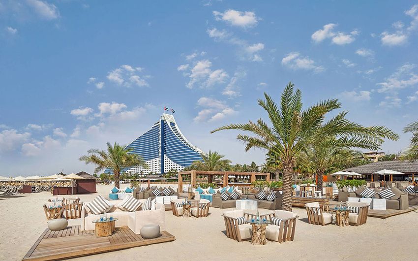 11Jumeirah Beach Hotel.jpg