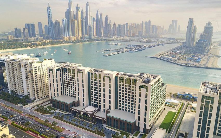 10 Hilton Dubai The Palm_result.jpg