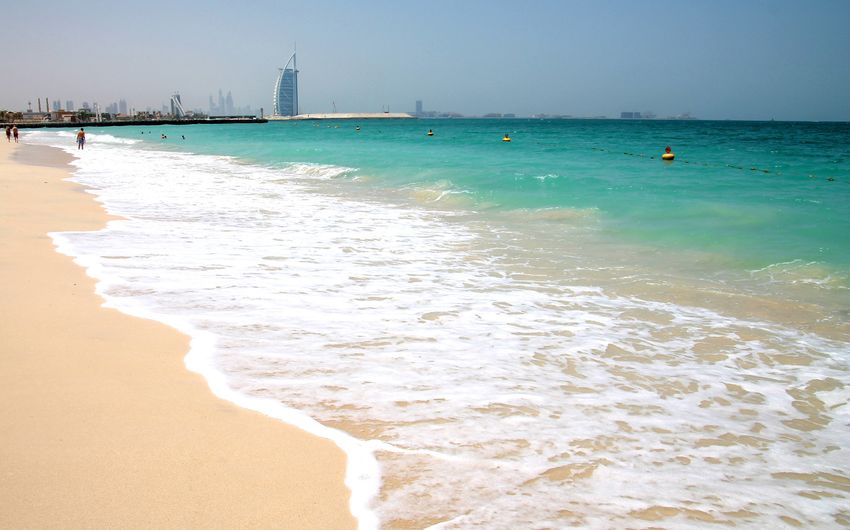 1-2 Песчаные пляжи Эмиратов.jpg