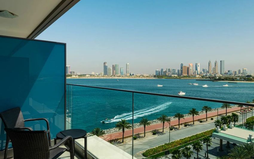 2-9 Aloft Palm Jumeirah 4.jpg