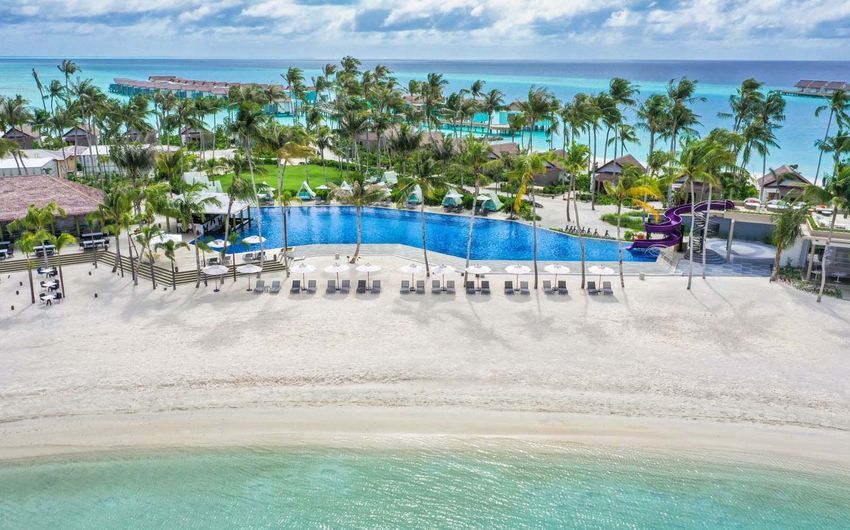 2-8 Hard Rock Hotel Maldives 5.jpg