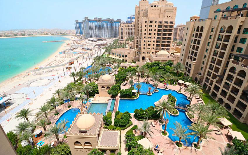 66 Fairmont The Palm.jpg