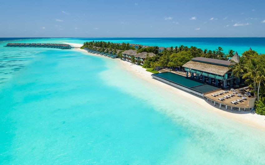 5 Brennia Kottefaru Maldives.jpg