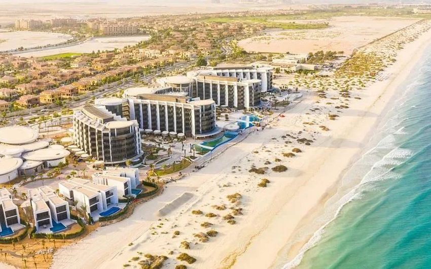 1-13 Jumeirah at Saadiyat Island Resort 5.jpg 1-13 Jumeirah at Saadiyat Island Resort 5.jpg
