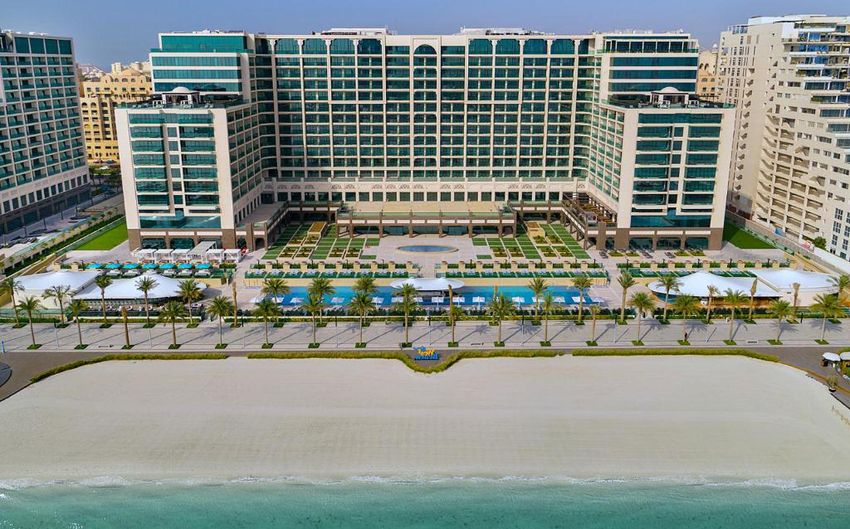 4 Hilton Dubai The Palm.jpg