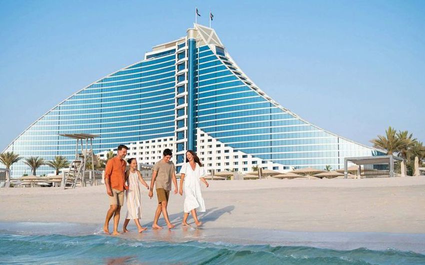2-9 Jumeirah Beach Hotel 5.jpg