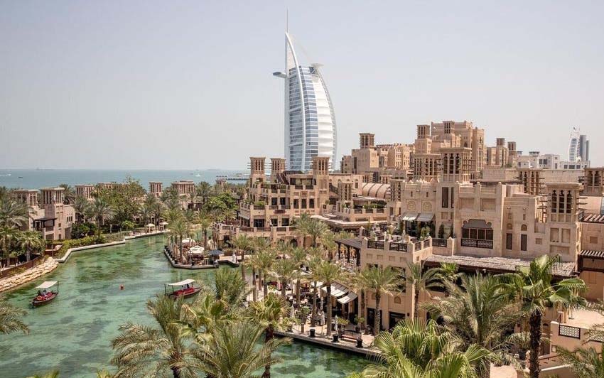 36 Al Qasr Madinat Jumeirah.jpg