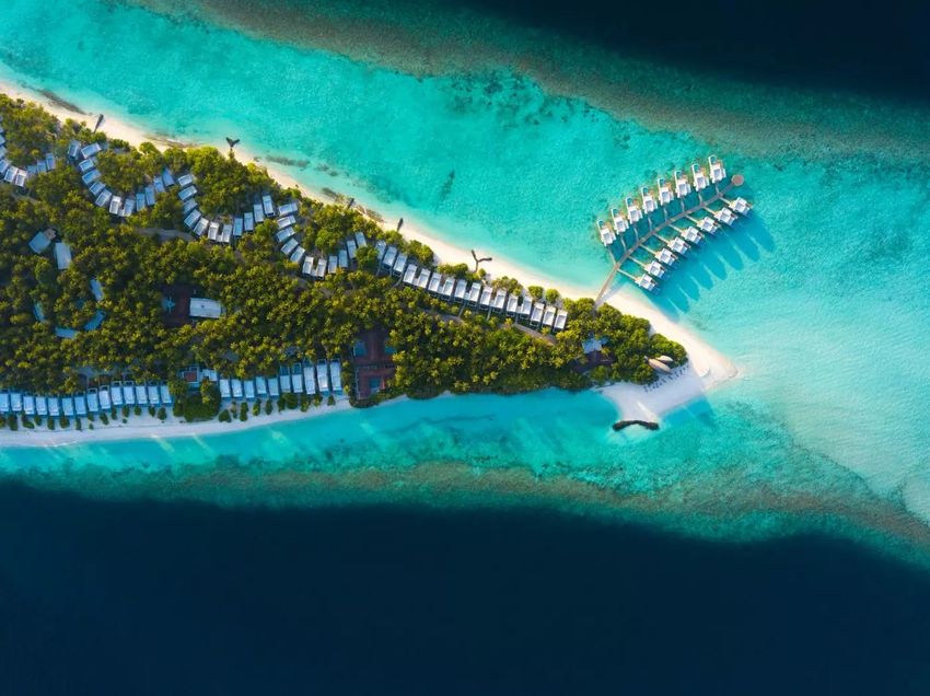 4 Dhigali Resort Maldives.jpg