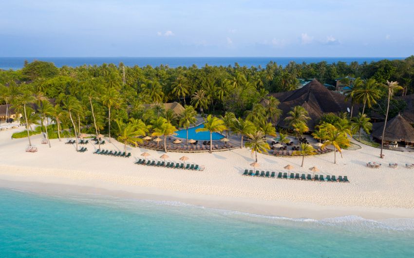 8-6 Kuredu Island Resort & Spa 4.jpg