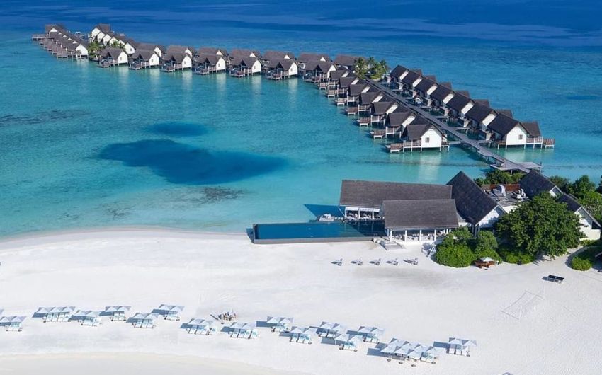 3-4 Four Seasons Resort at Landaa Giraavaru.jpg