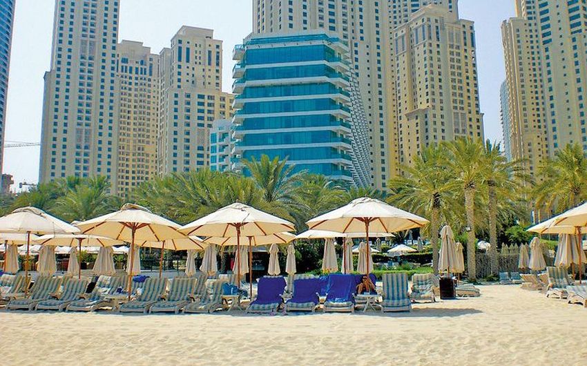 2-14 Hilton Dubai Jumeirah Resort 5.jpg