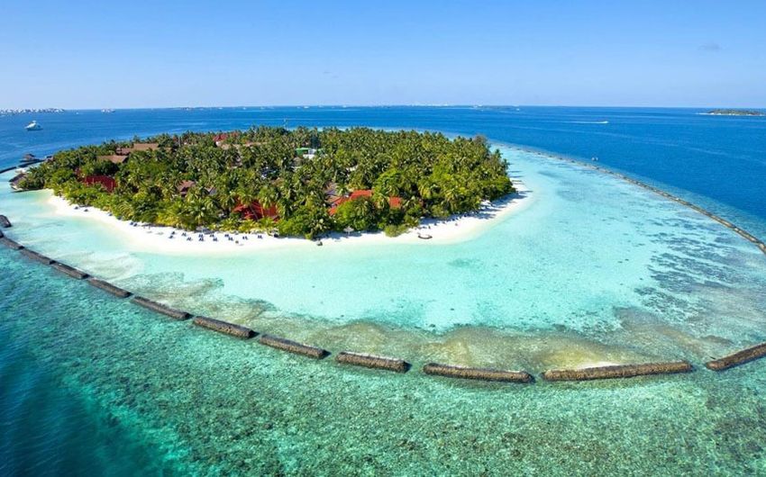 9-8 Kurumba Maldives.jpg