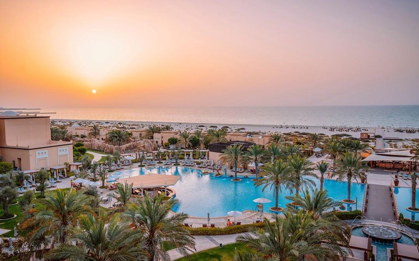 7-9 Saadiyat Rotana Resort & Villas.jpg 7-9 Saadiyat Rotana Resort & Villas.jpg