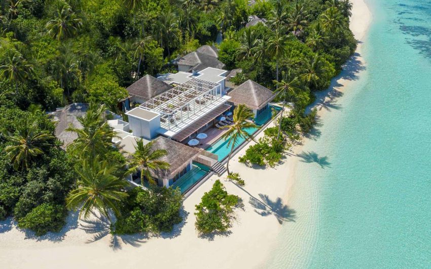 4-10 Raffles Maldives Meradhoo.jpg