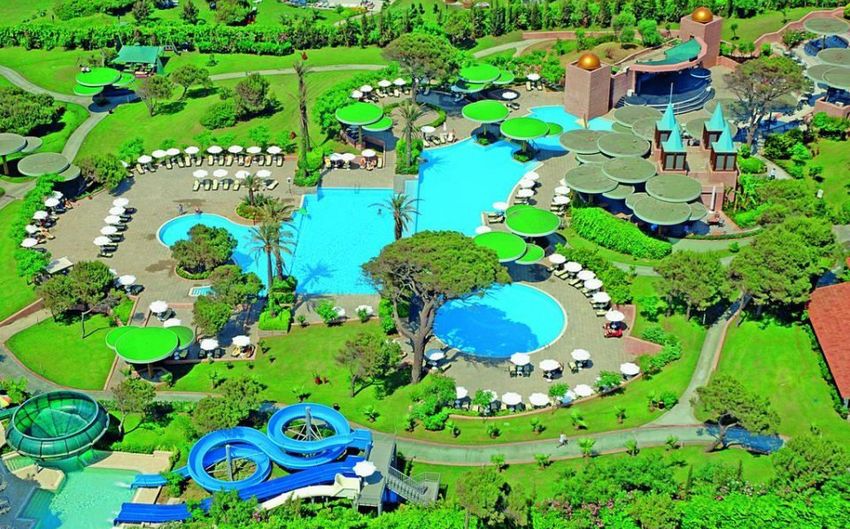 3-5 Gloria Verde Resort.jpg