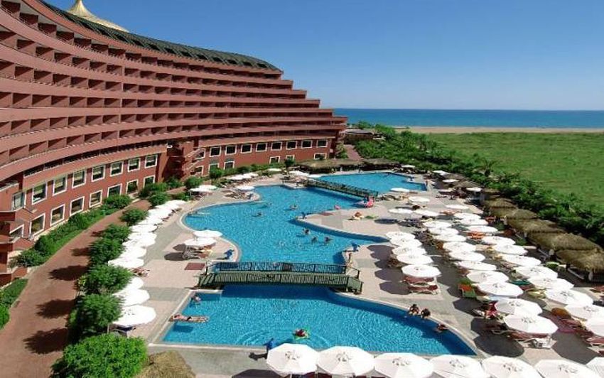 61 Delphin Palace Hotel.jpg