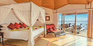 Komandoo Island Resort 5*